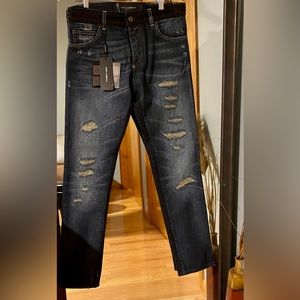 Dolce& Gabbana Men’s size 46, 14k jeans (NWT).  US waist equivalent 30/31.